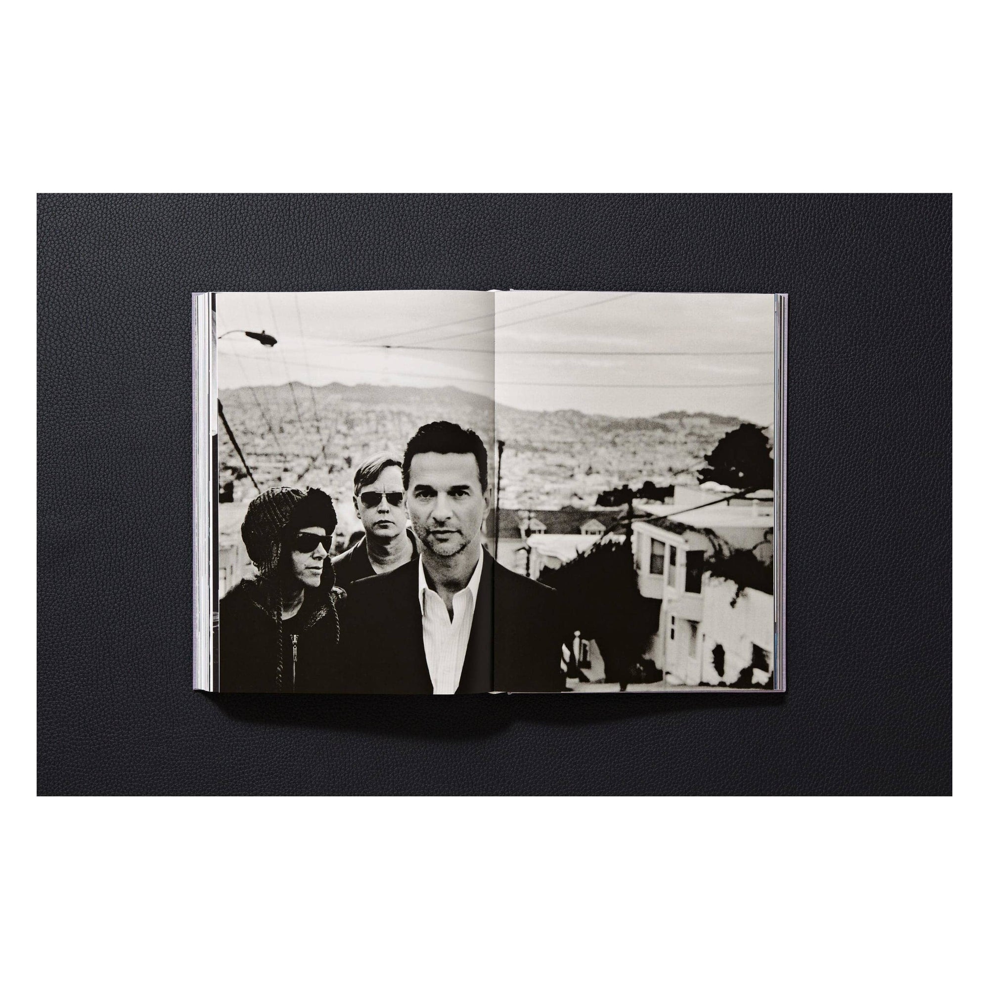 Depeche Mode by Anton Corbijn (German, French, English)