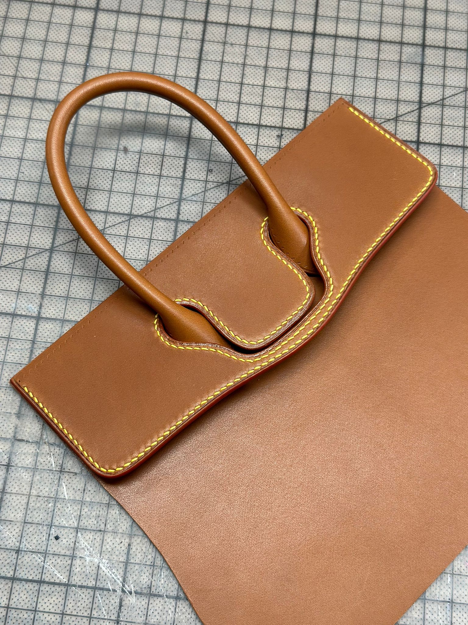Novonappa® Fauve Dream Bag handcrafted by Peter Nitz