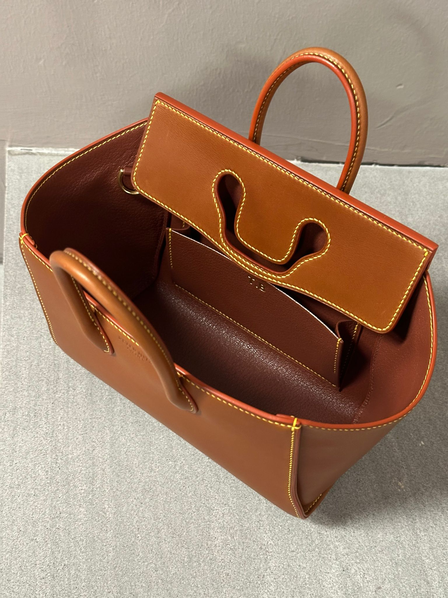 Novonappa® Fauve Dream Bag handcrafted by Peter Nitz